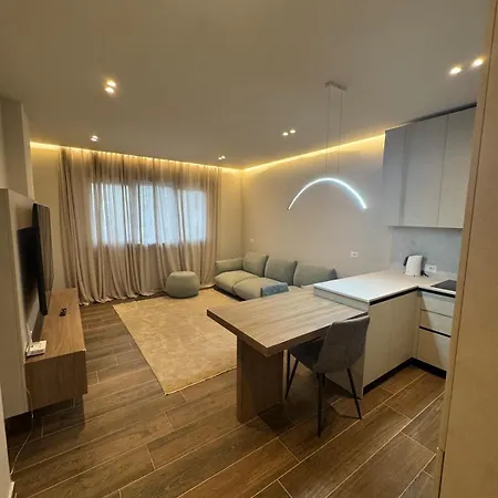 Apartament At New Bazaar Tirana
