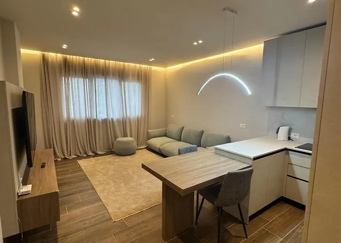 דירה At New Bazaar טיראנה